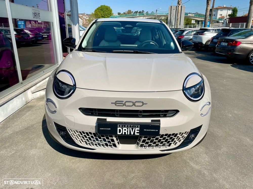 Fiat 600 1.2 Hybrid Icon - 2