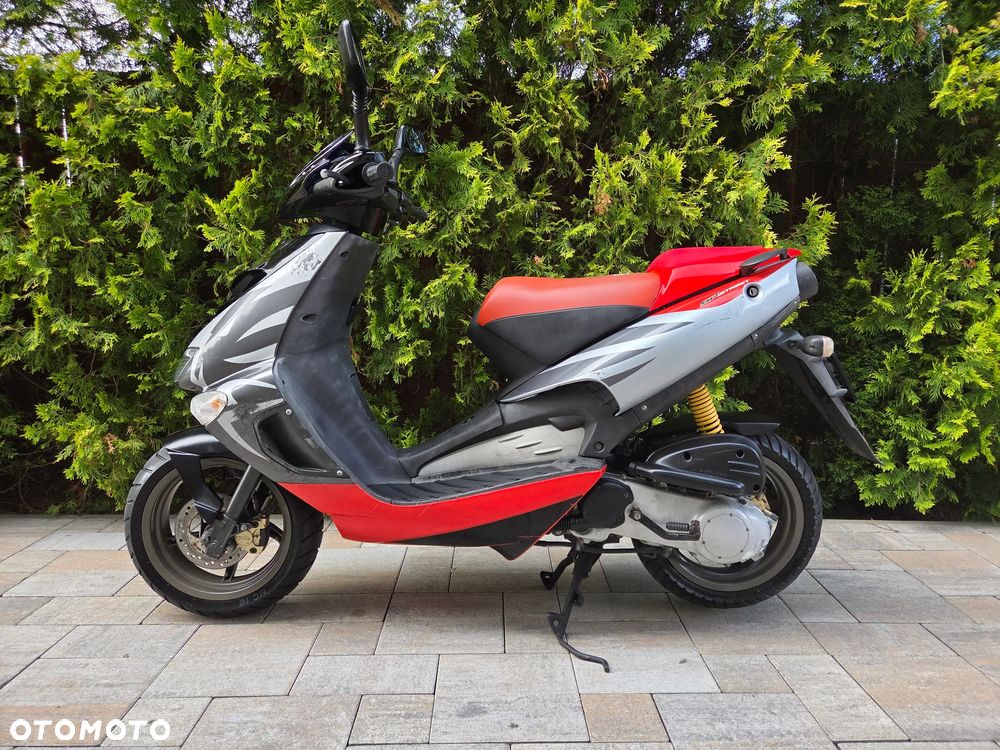 Aprilia SR - 5