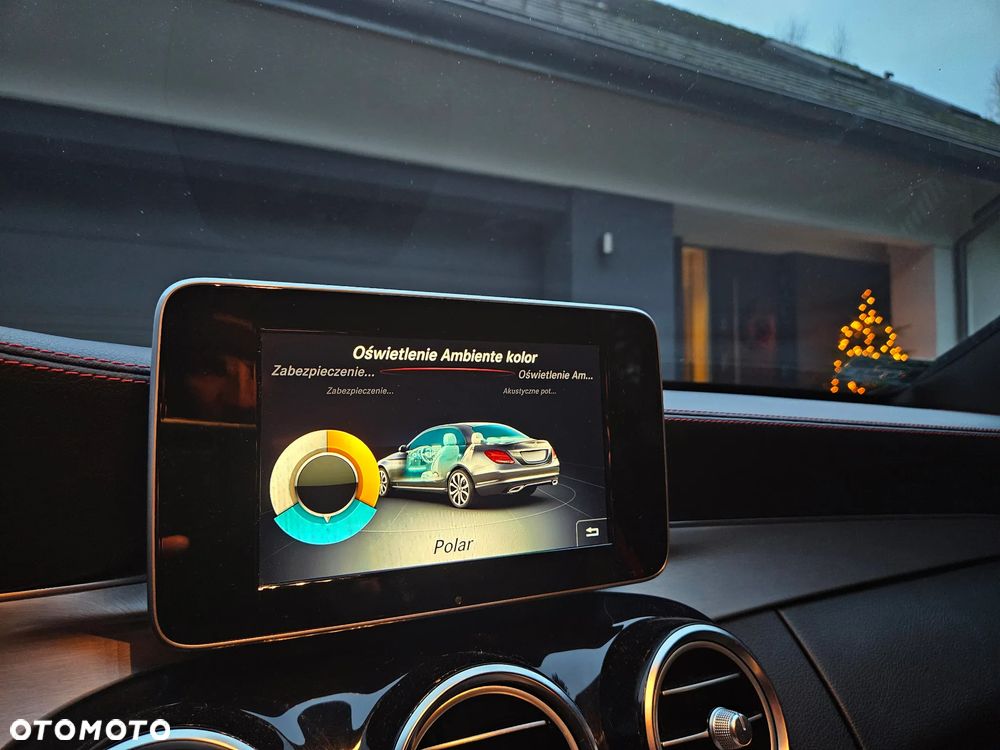 Mercedes-Benz Klasa C 450 AMG 4-Matic 7G-TRONIC - 38