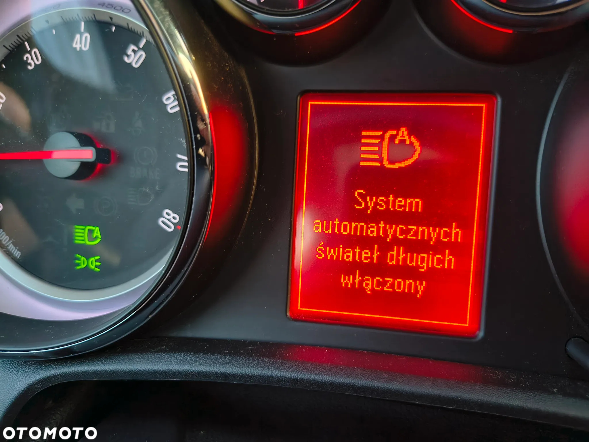 Opel Astra 1.4 Turbo Cosmo - 14