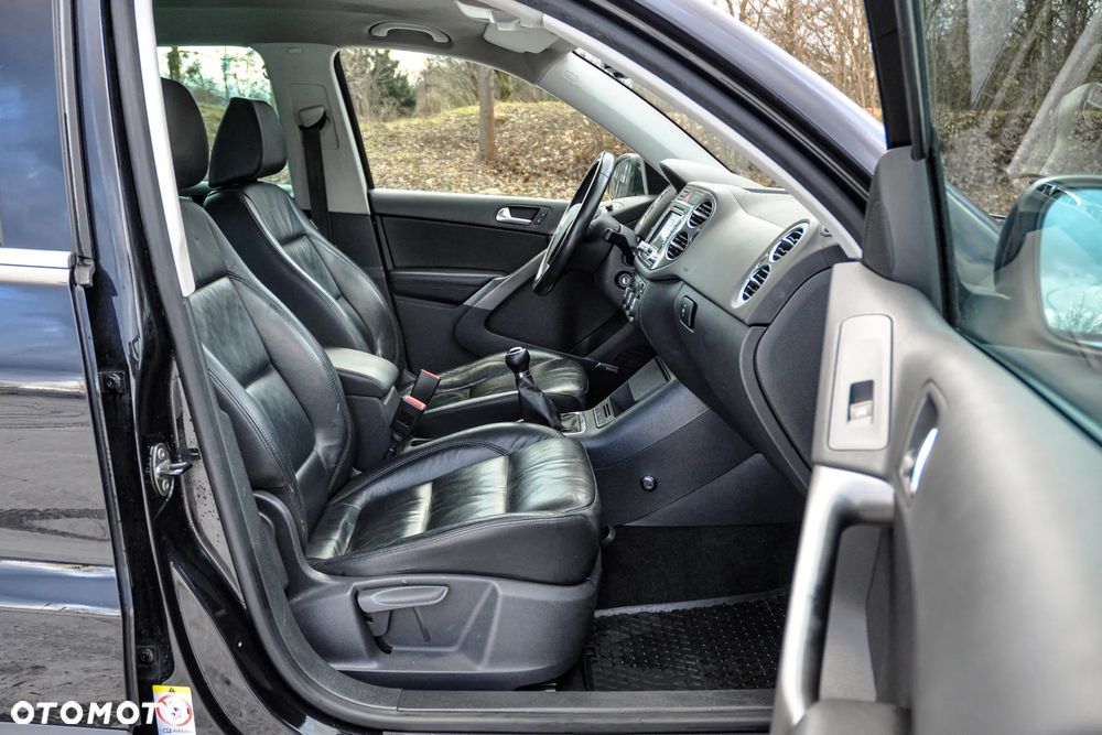 Volkswagen Tiguan - 10