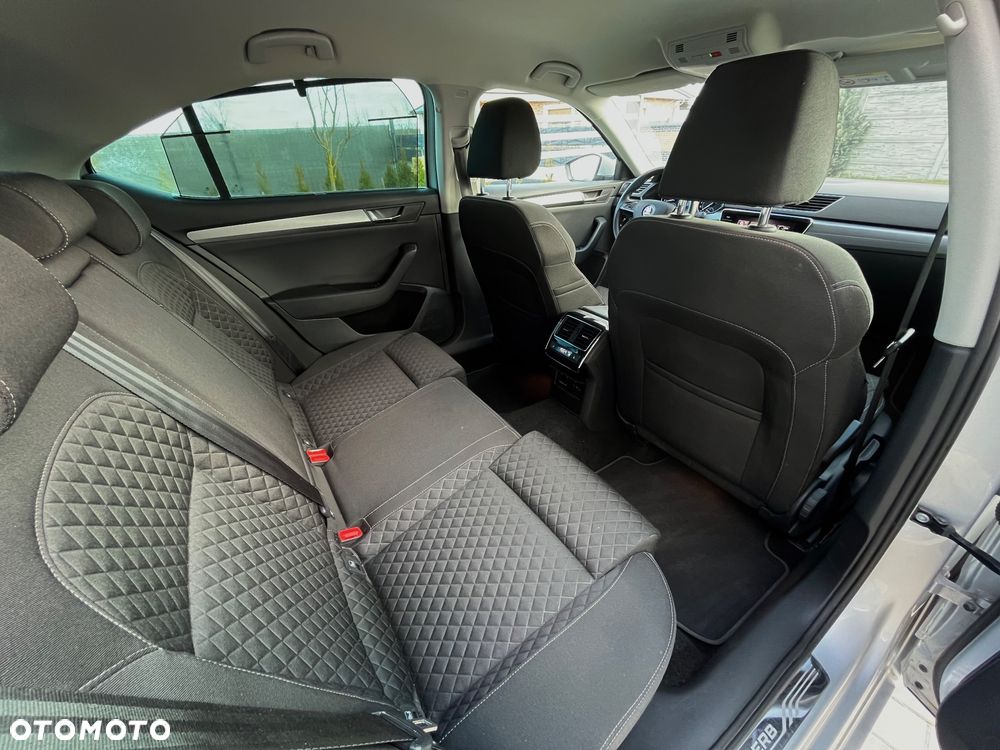 Skoda Superb 1.5 TSI ACT DSG Ambition - 21