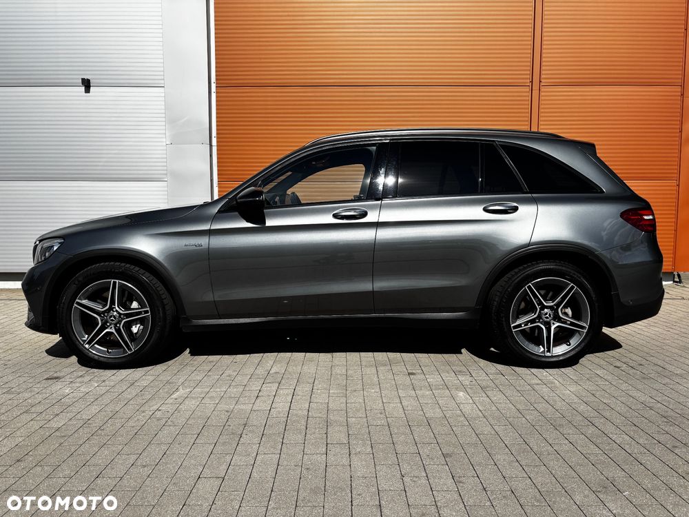 Mercedes-Benz GLC - 3