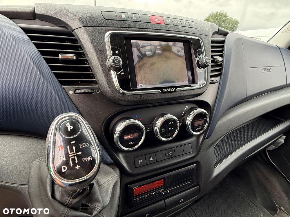Iveco DAILY 3.0 180KM/Poduszki/furgon Maxi/Klima/Webasto/PDC/Radio DAB/Tempomat/Zabudowa warsztatowa/ - 13