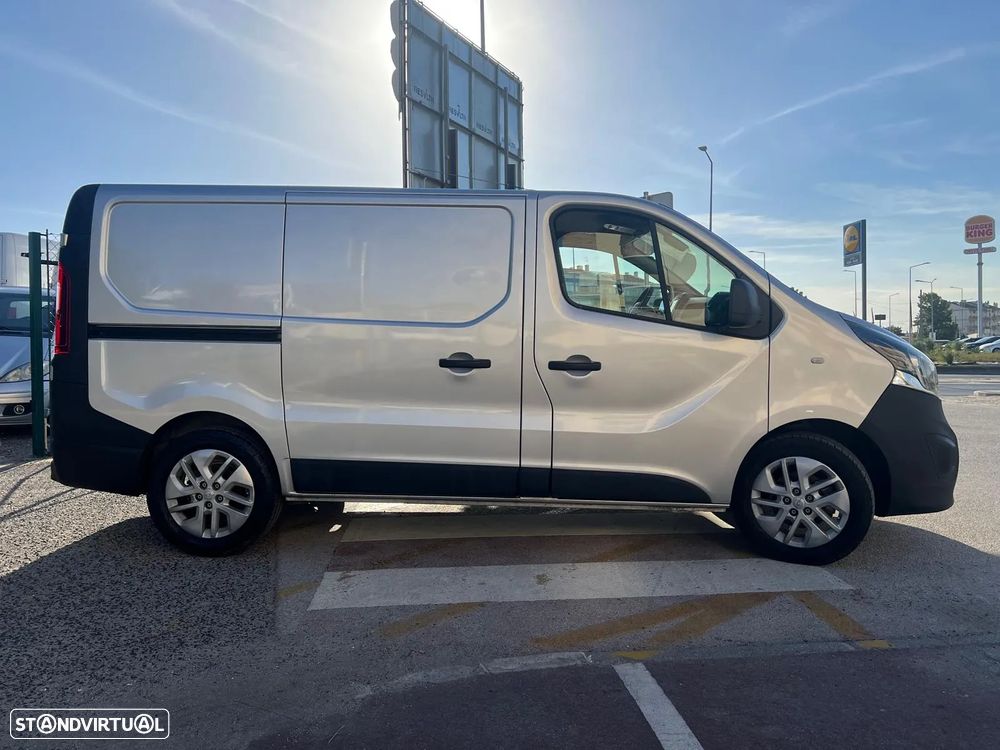 Opel Vivaro - 4