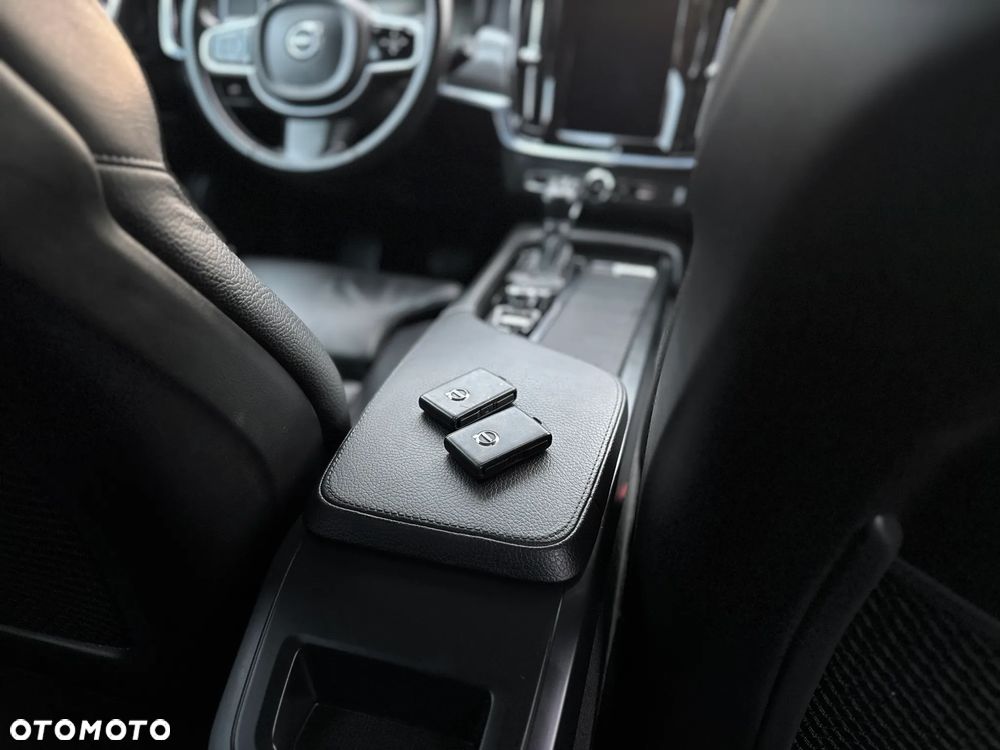 Volvo V90 - 32