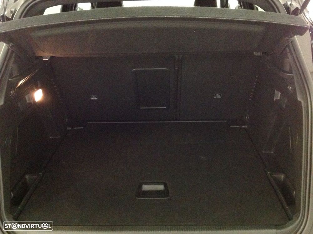 Peugeot 3008 1.5 BlueHDi Allure Pack EAT8 - 21