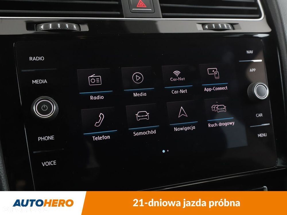 Volkswagen Golf - 21