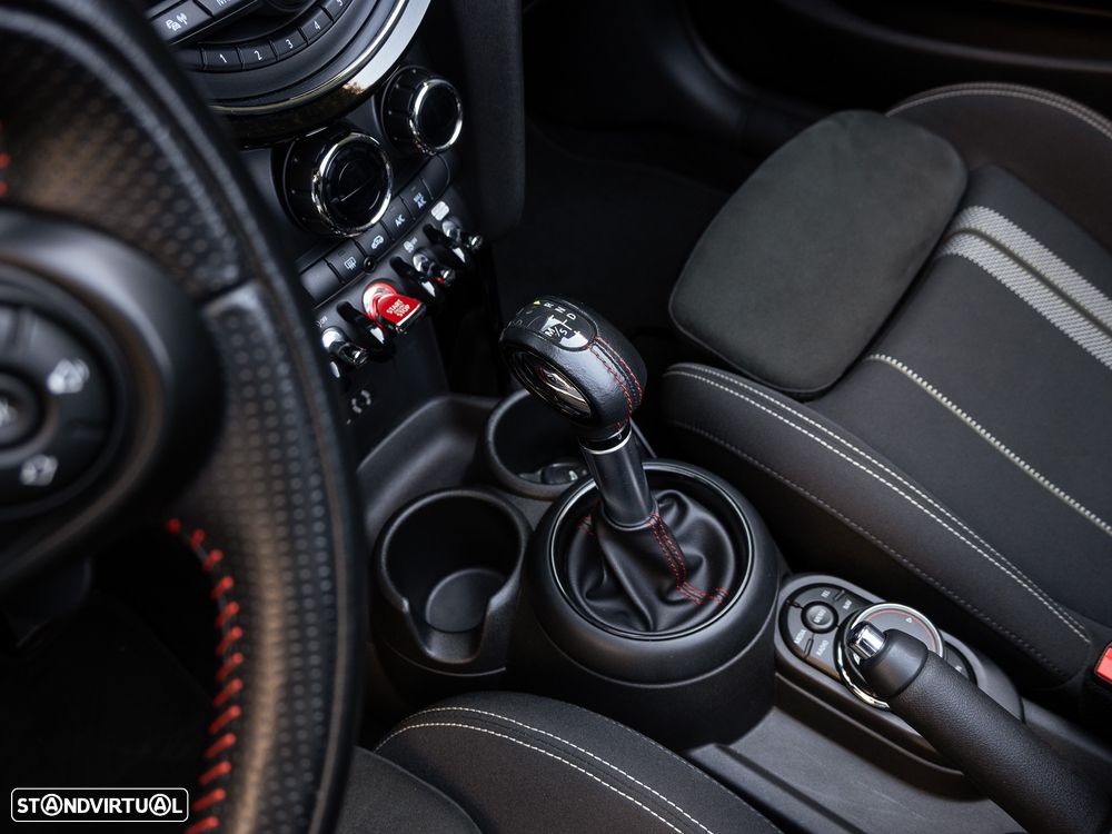 MINI Cabrio John Cooper Works Auto Desportiva - 32