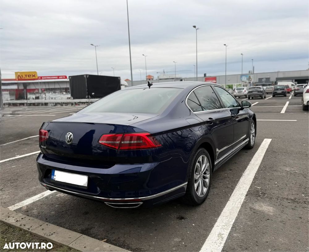 Volkswagen Passat 2.0 TDI DSG R Executive - 5