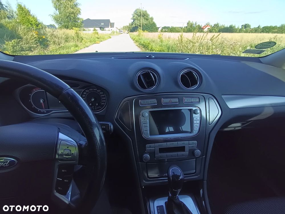 Ford Mondeo 2.0 TDCi Titanium - 17