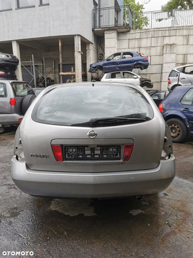 Klapa bagażnika Nissan Primera P 12 5d 2004