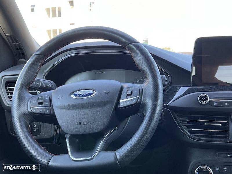 Ford Focus 1.5 TDCi ECOBlue ST-Line - 14