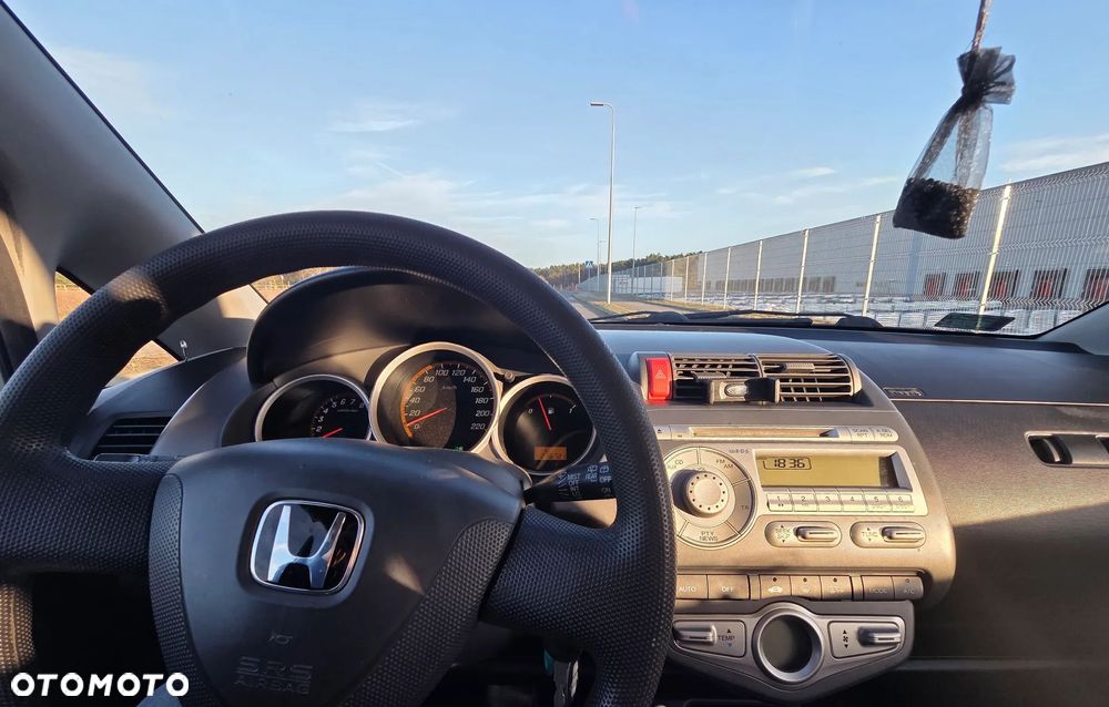Honda Jazz 1.4 LS - 9