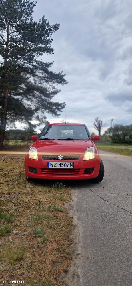 Suzuki Swift 1.3 Club - 2