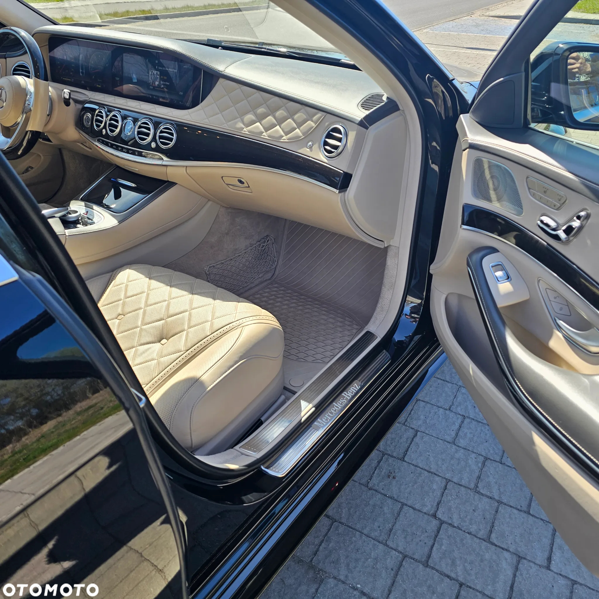 Mercedes-Benz Klasa S 560 4-Matic L 9G-TRONIC - 17