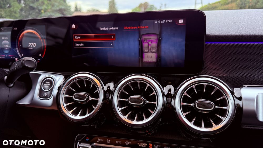 Mercedes-Benz GLB 200 d 8G-DCT AMG Line - 30