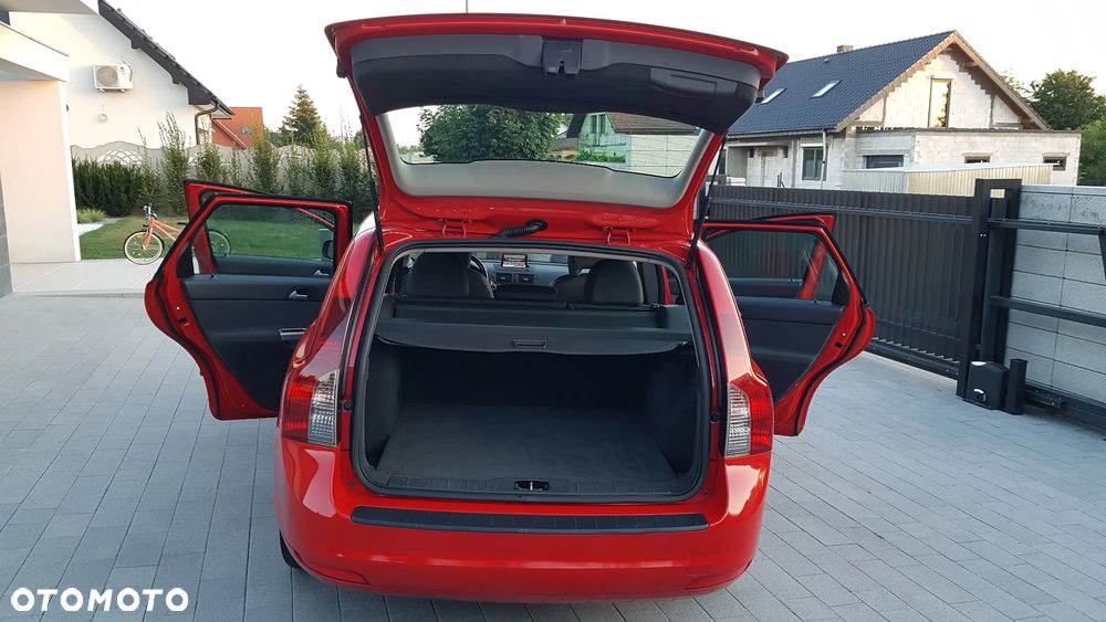 Volvo V40 - 12