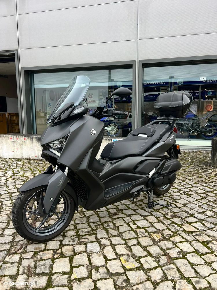 Yamaha X-Max - 4