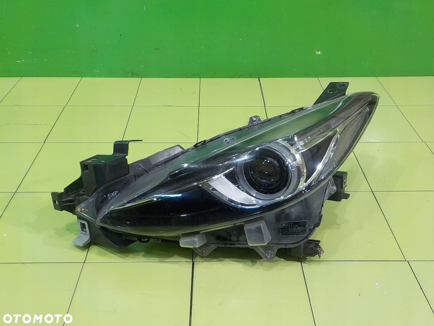 MAZDA 3 BM III 2.2 D 15r SEDAN 4D lampa lewa przod XENON BHT651040 - 1
