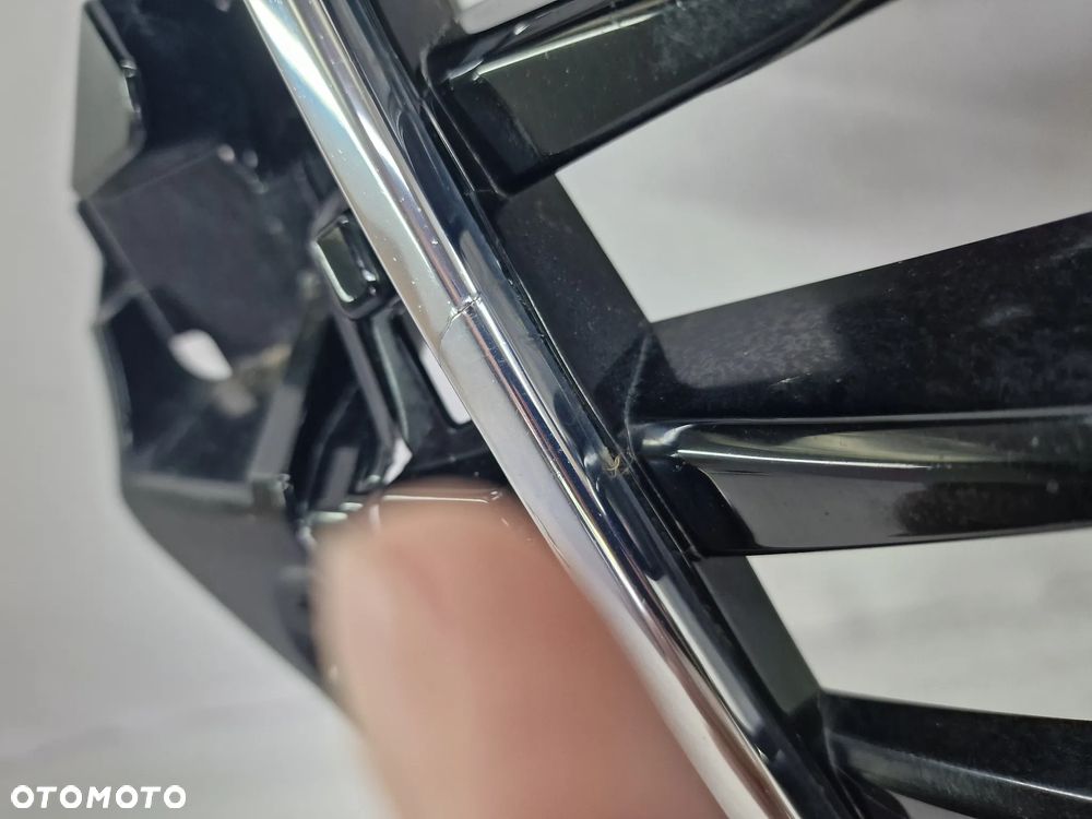 AUDI A3 8V / 8V3 12- CHROM / RAMKA ATRAPY / GRILLA PRZEDNIEGO PRZÓD , NR AUKCJI GL590 - 18