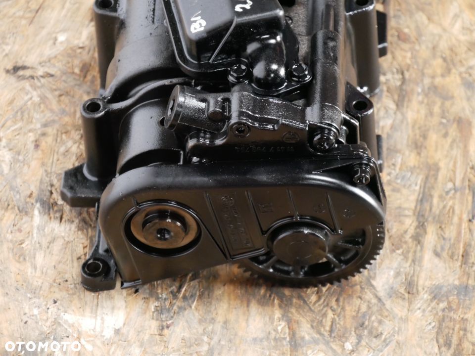 POMPA OLEJU BMW E46 E87 2.0 TD 04' 204D4 - 2