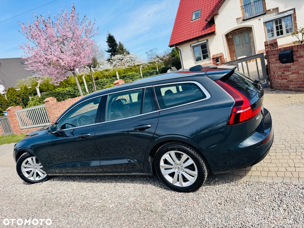 Volvo V60 D3 Momentum Pro - 29