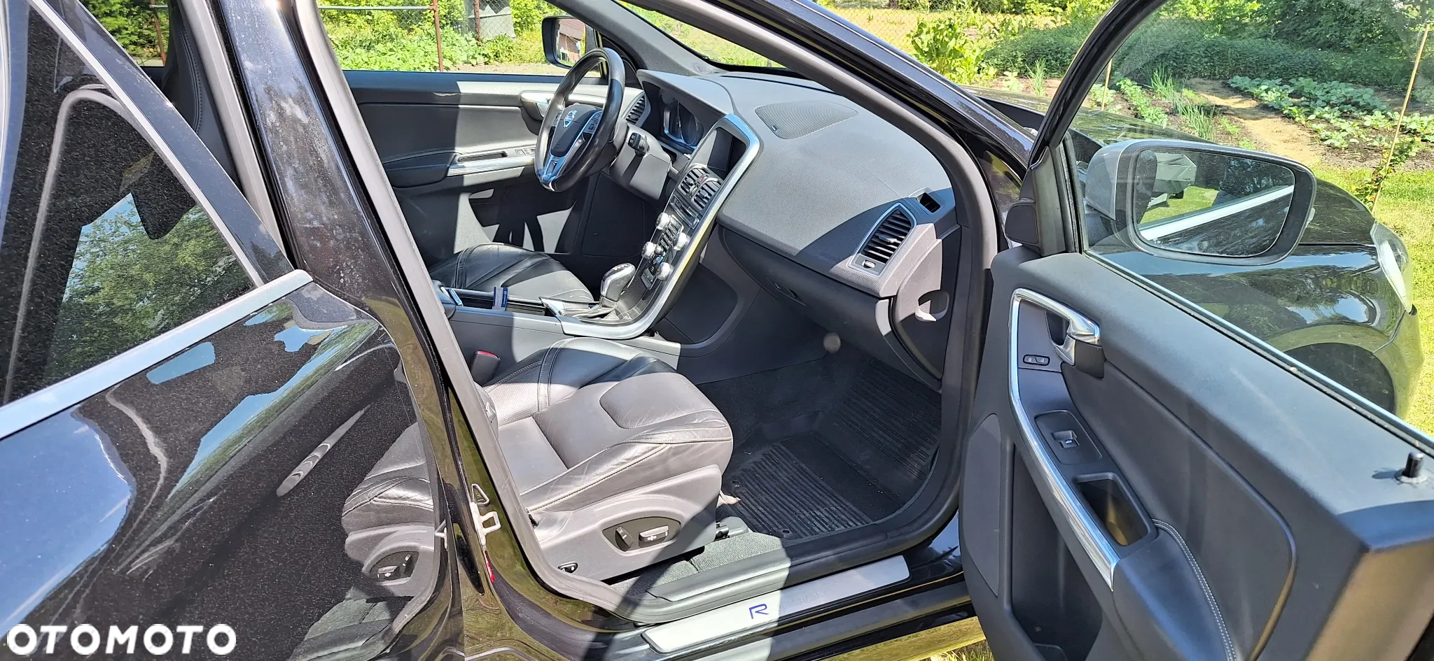 Volvo XC 60 D4 R-Design - 10