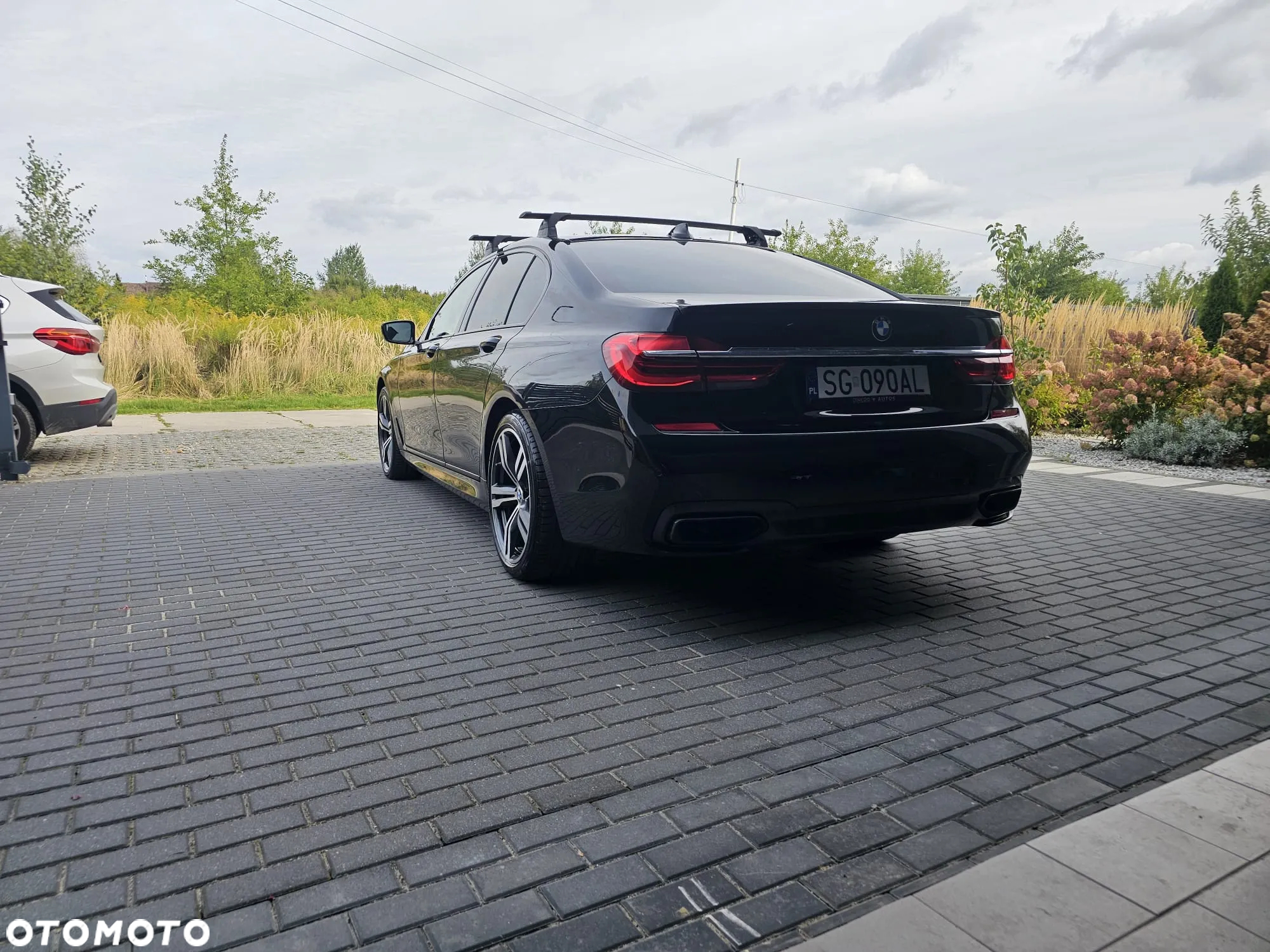 BMW Seria 7 740d xDrive - 14