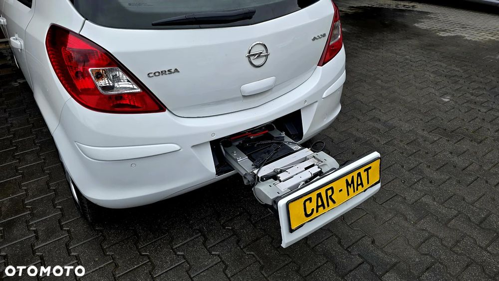 Opel Corsa 1.4 16V Active - 11