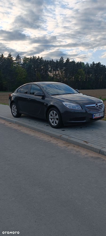 Opel Insignia - 12