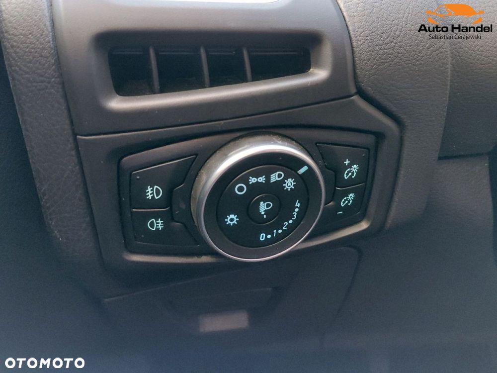 Ford Focus - 22