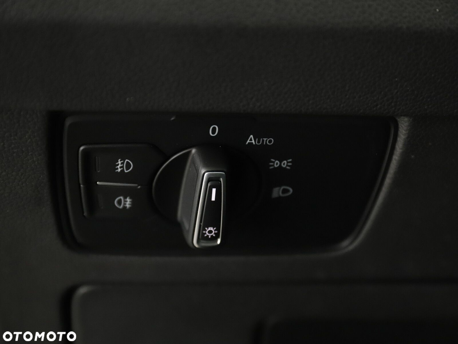 Volkswagen Passat - 13