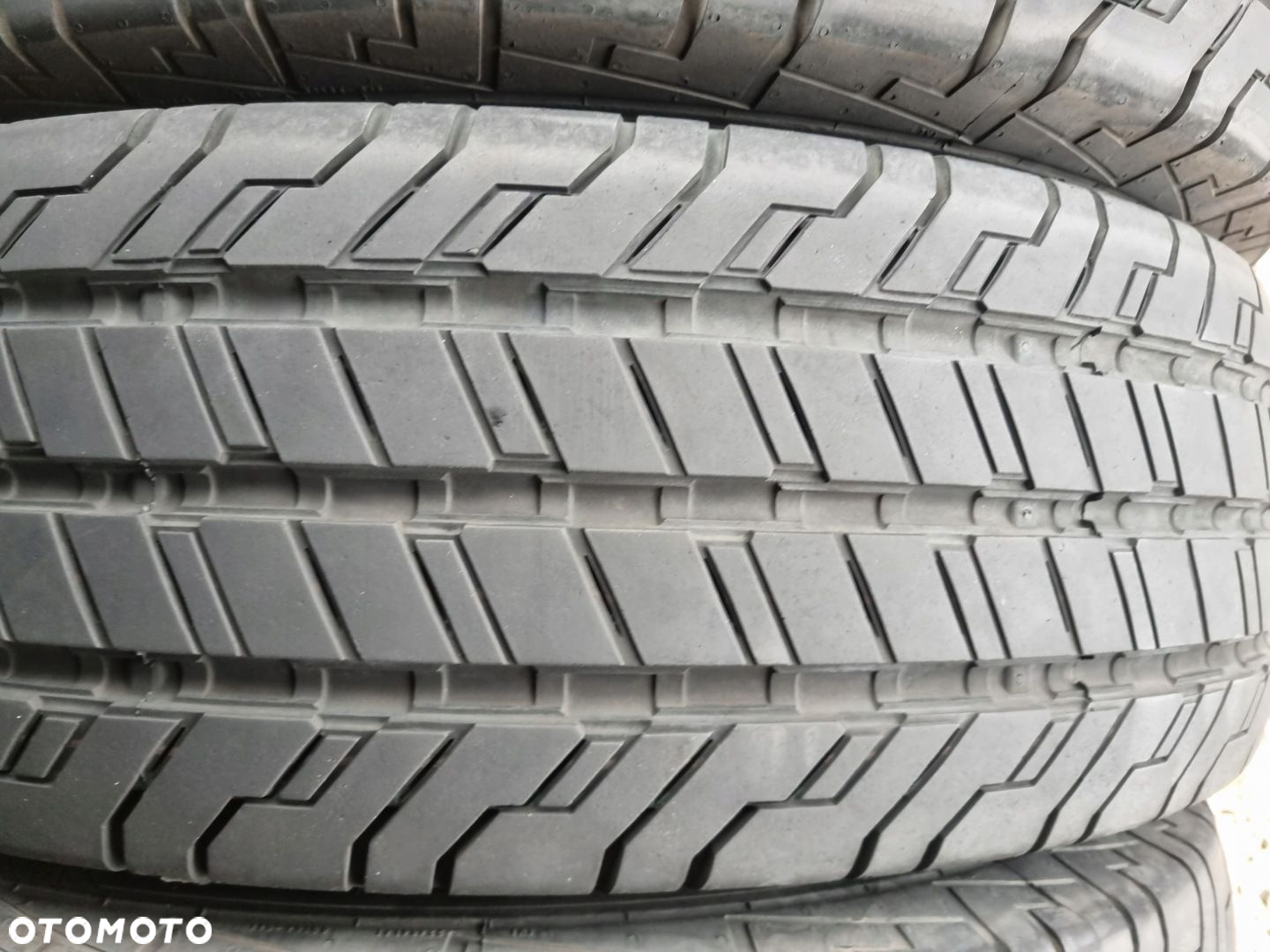 OPONY CONTI VAN CONTACT 100 225/75R16C 118/116R 2021r.4x8mm super stan - 4