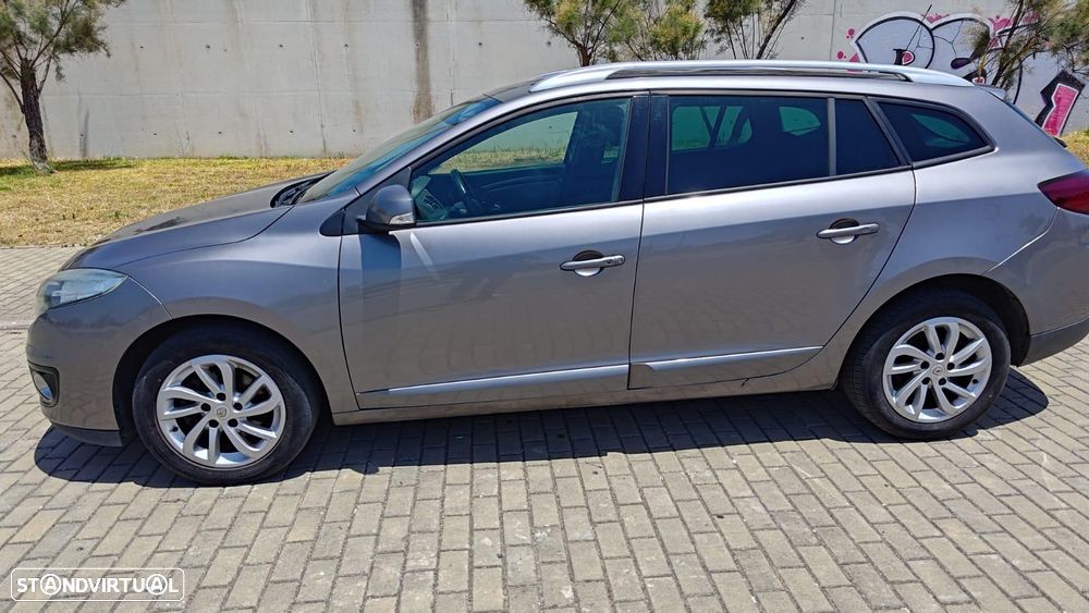 Renault Mégane Sport Tourer dCi 110 FAP Paris Business - 2