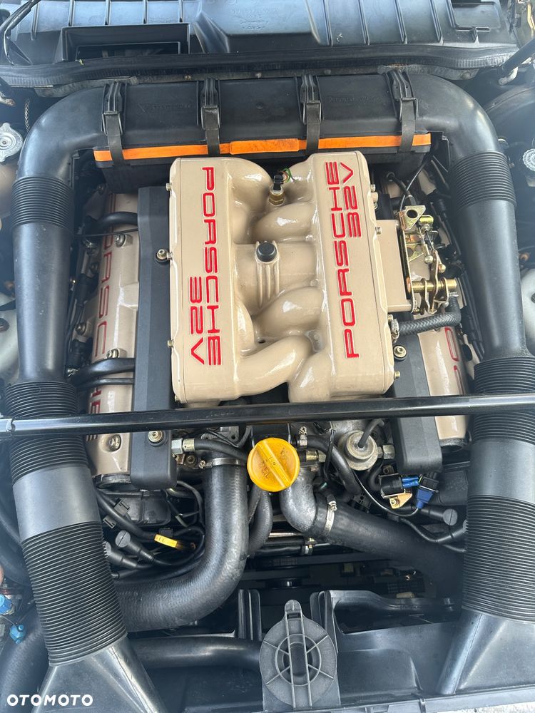 Porsche 928 S4 - 11