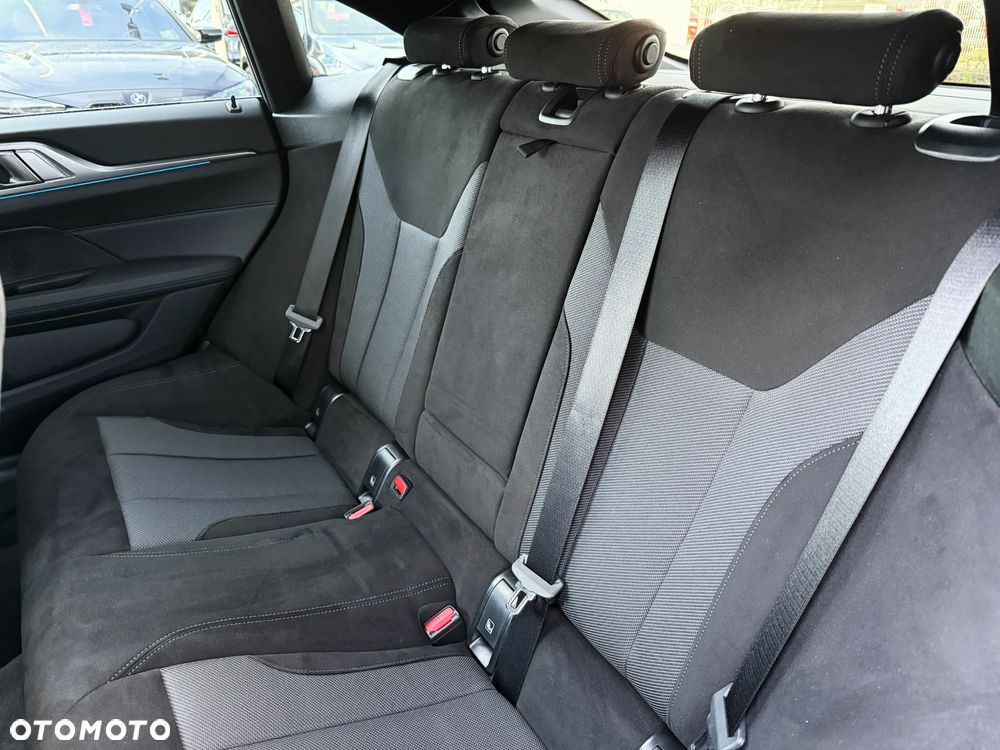 BMW Seria 4 430i xDrive M Sport - 32