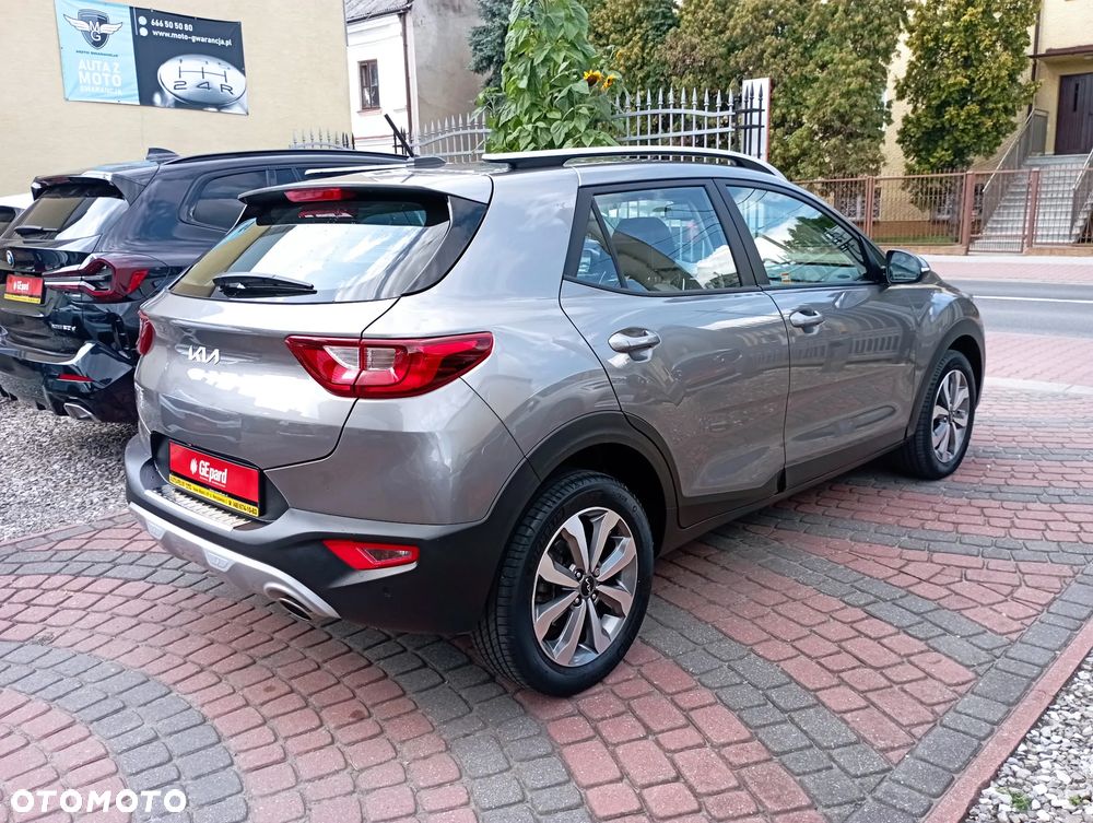 Kia Stonic 1.2 L - 4