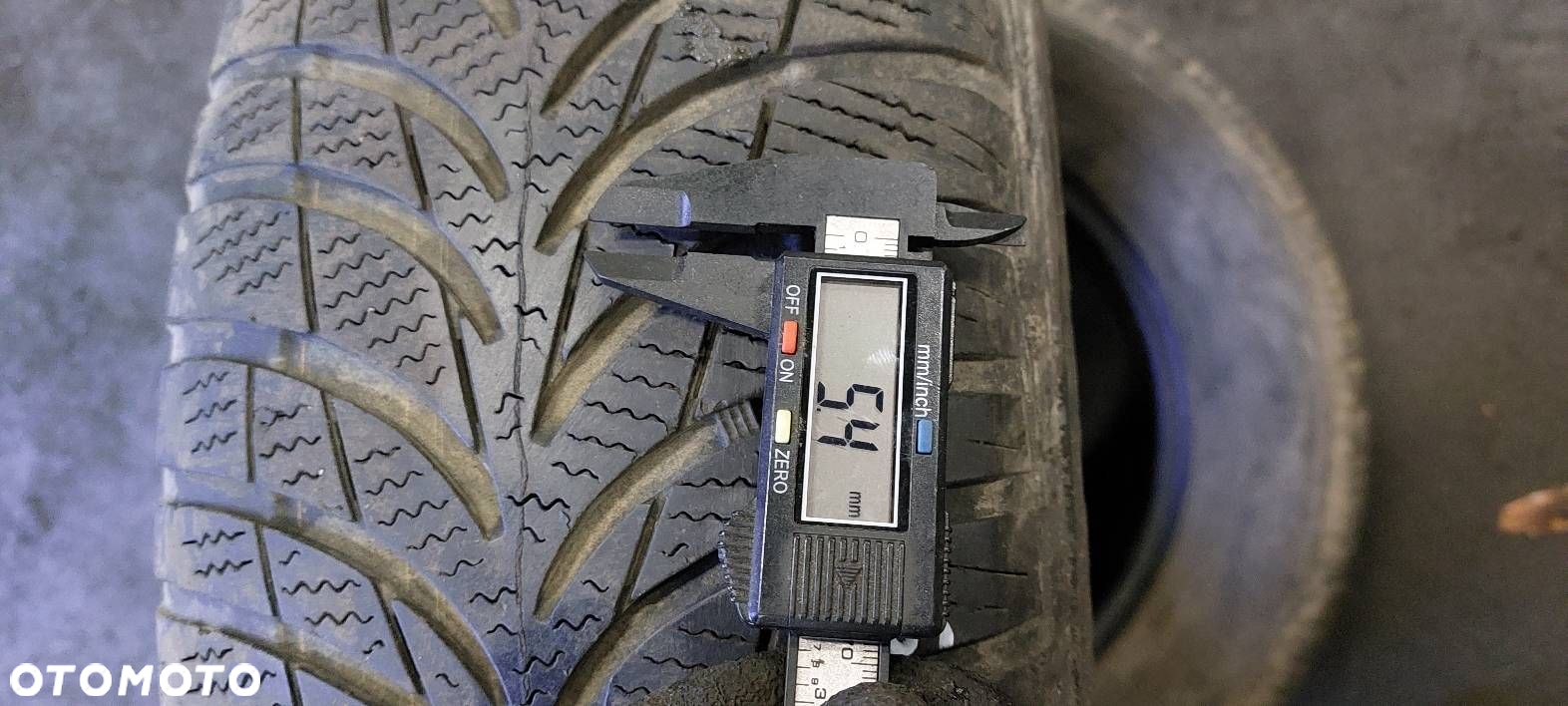 OPONY ZIMOWE 3 SZT 195/65R15 GOODYEAR ULTRAGRIP 7 - 2