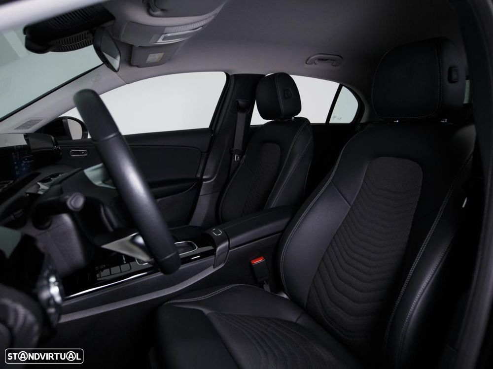 Mercedes-Benz A 250 e - 8