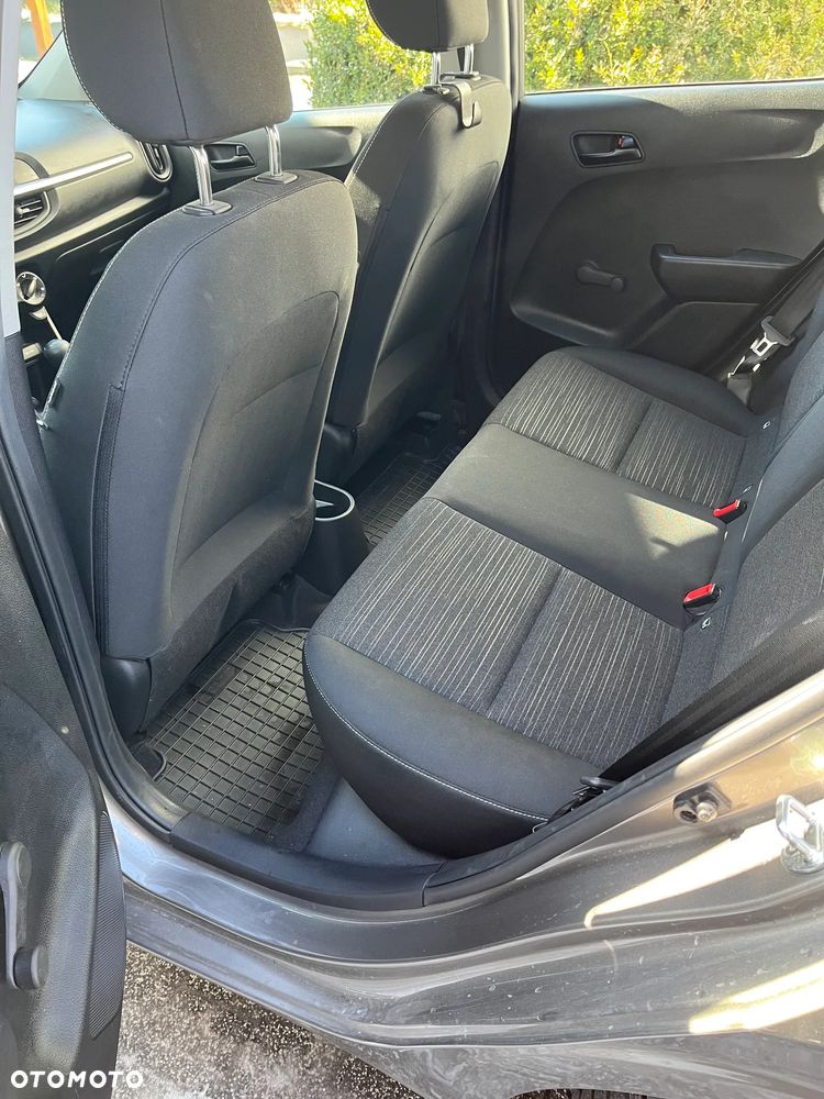 Kia Picanto 1.0 L - 14