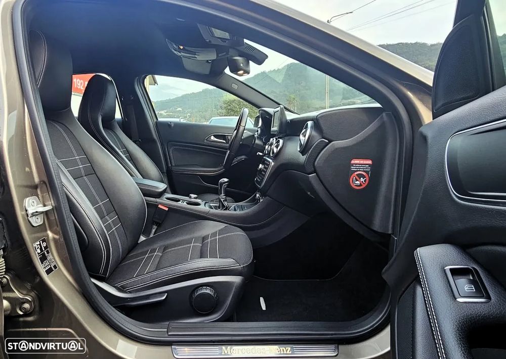 Mercedes-Benz A 180 CDI (BlueEFFICIENCY) Urban - 13