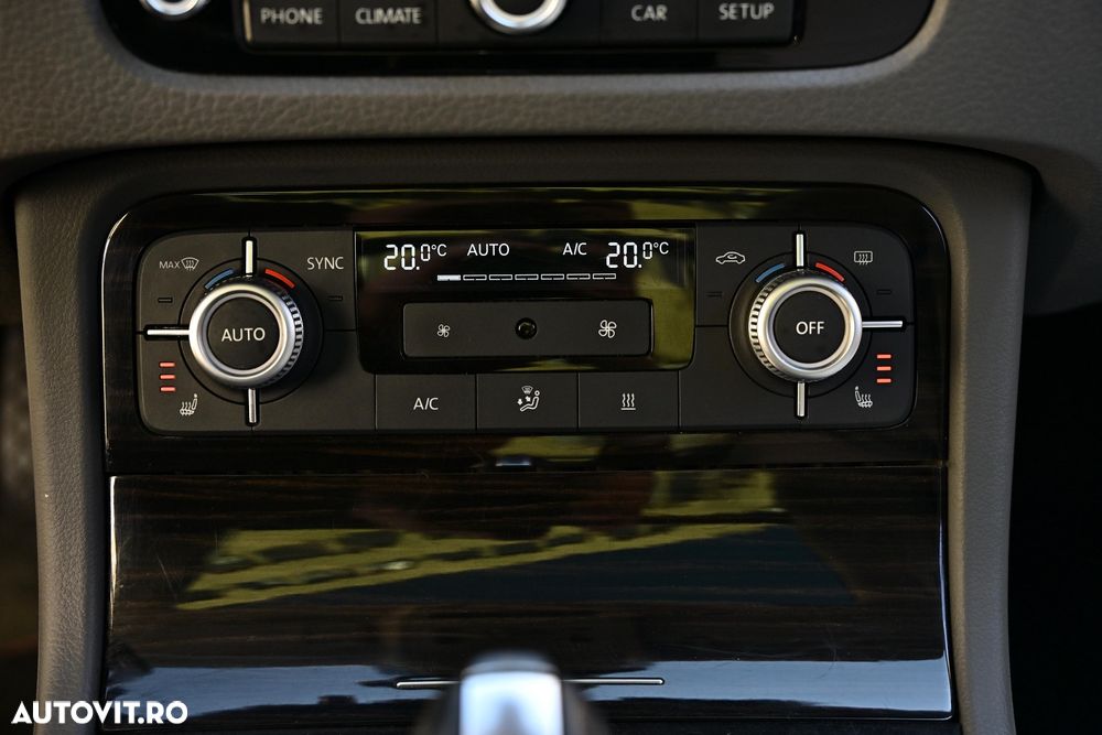 Volkswagen Touareg 3.0 V6 TDI SCR Blue Motion DPF Automatik Exclusive - 17