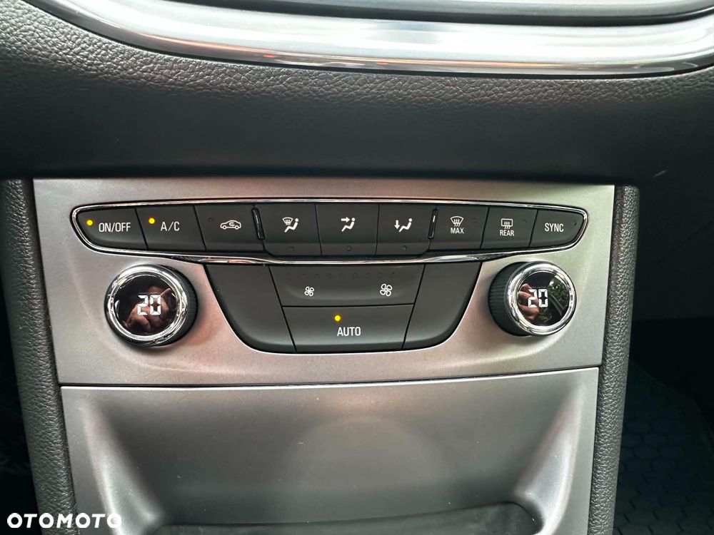 Opel Astra 1.4 Enjoy - 13