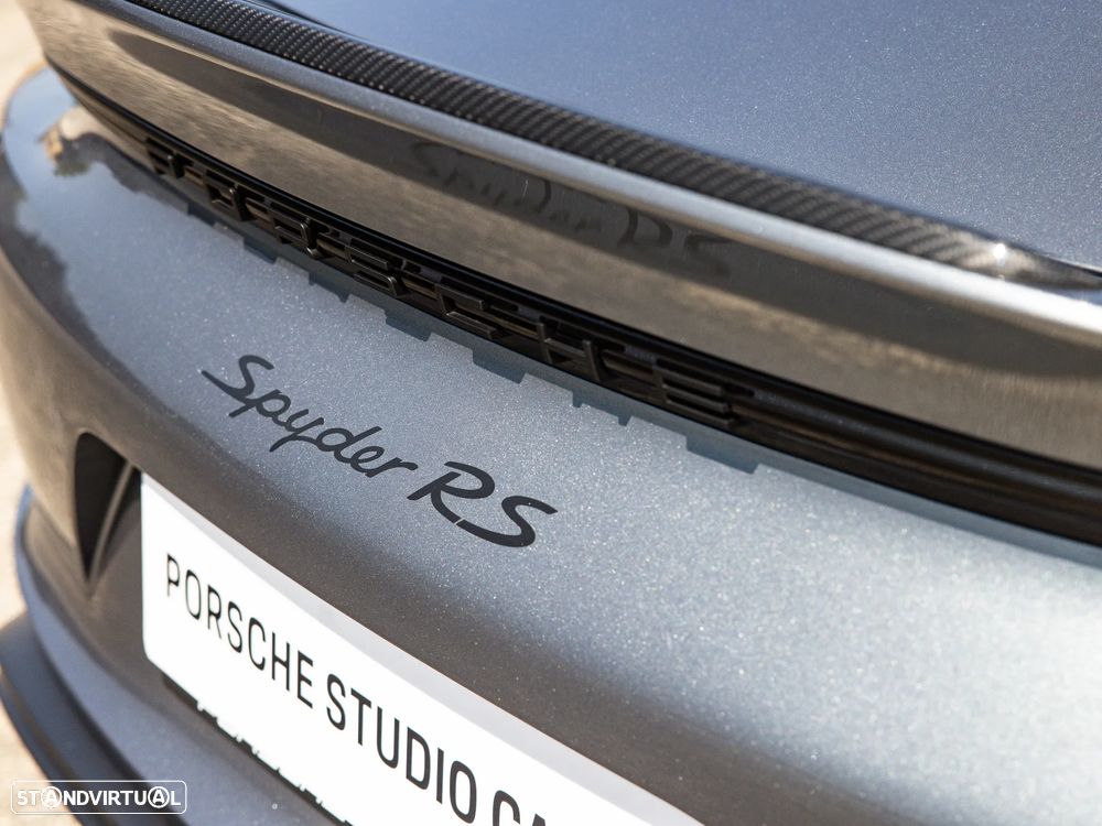 Porsche 718 Spyder - 35