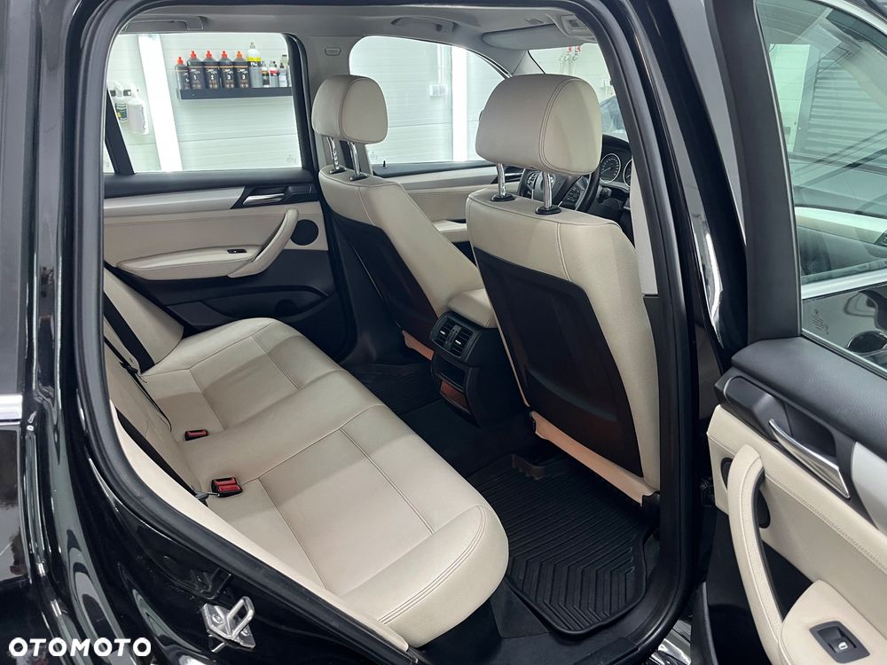 BMW X3 xDrive20d - 21