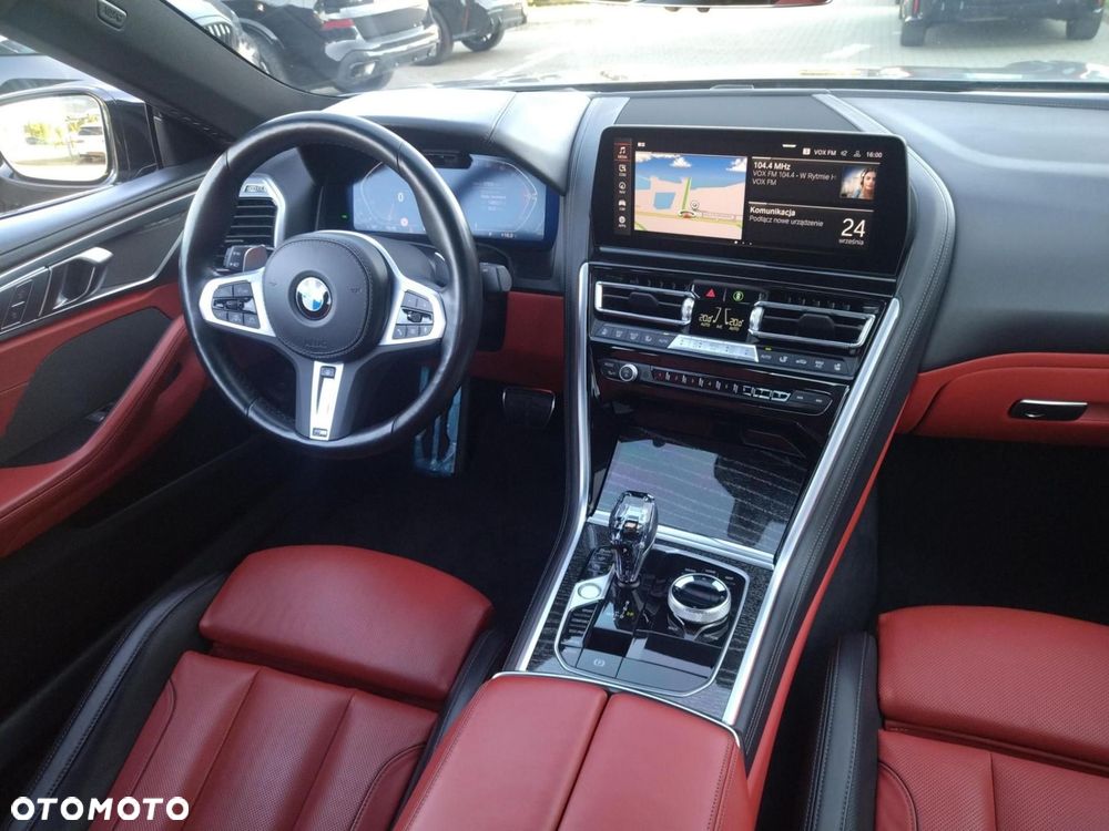 BMW Seria 8 - 12