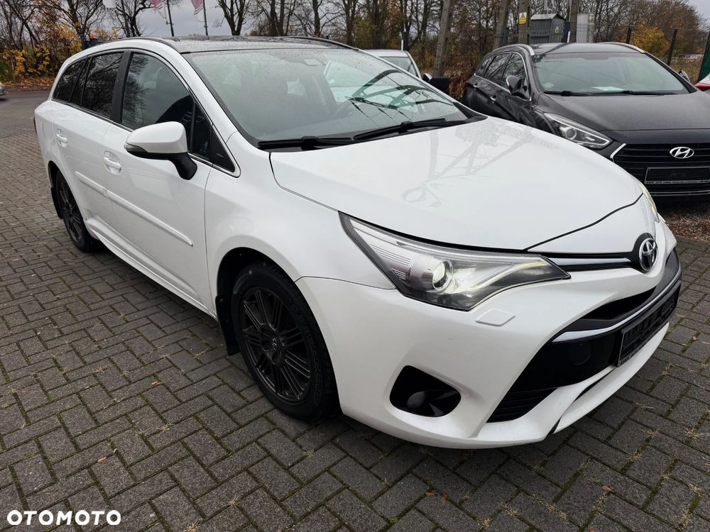 Toyota Avensis 2.0 D-4D Prestige - 3