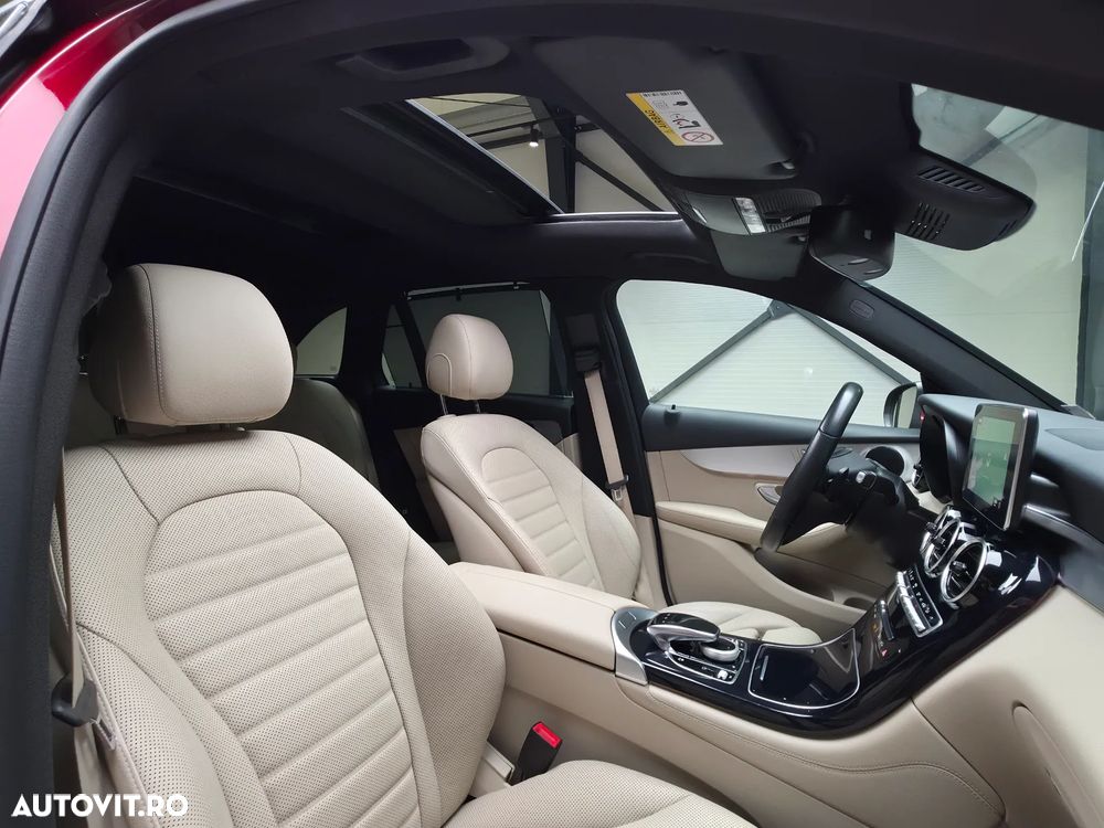 Mercedes-Benz GLC 250 4MATIC 9G-TRONIC AMG Line - 5
