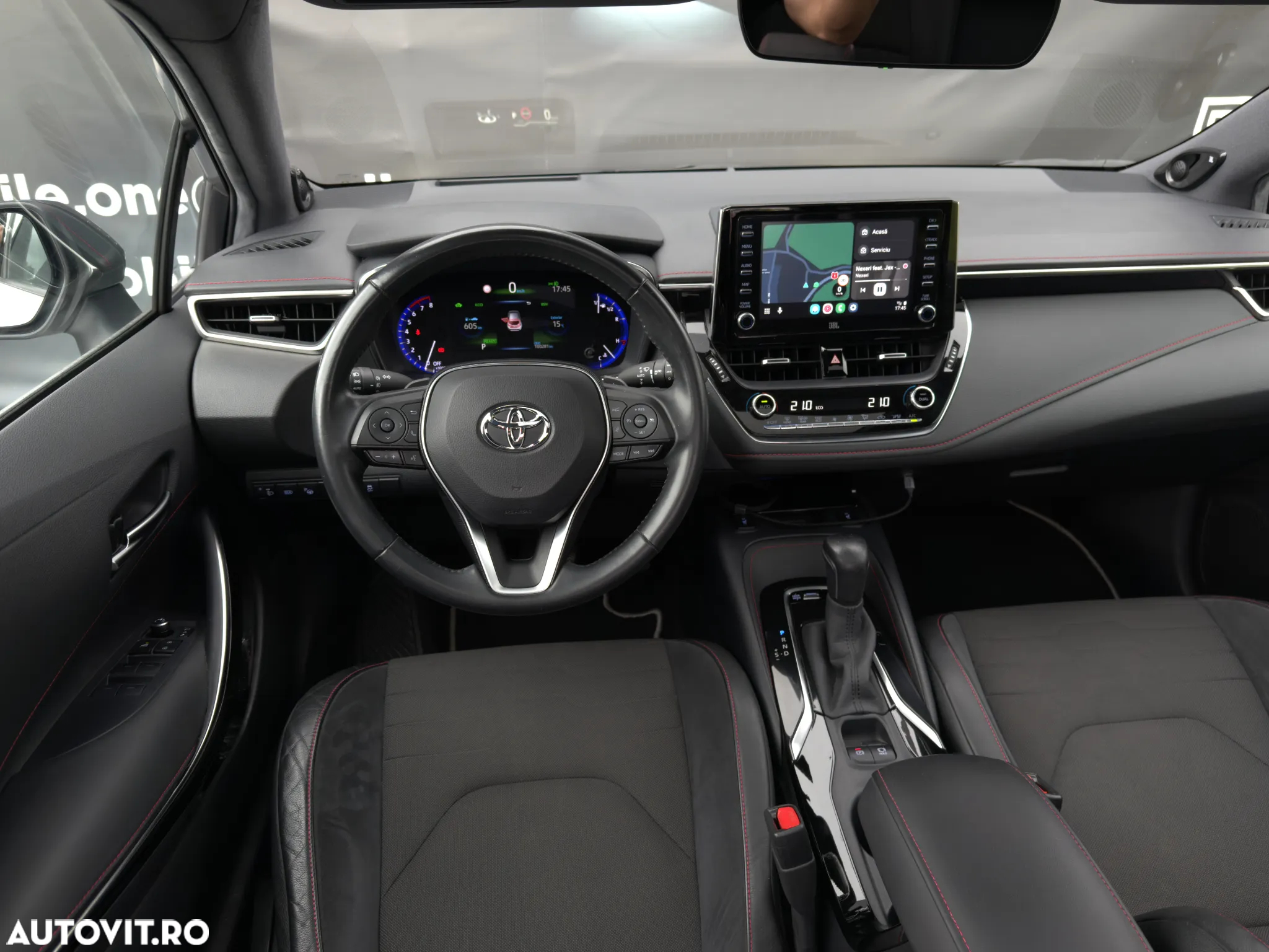 Toyota Corolla 2.0 HSD Exclusive Plus Bi-tone - 7